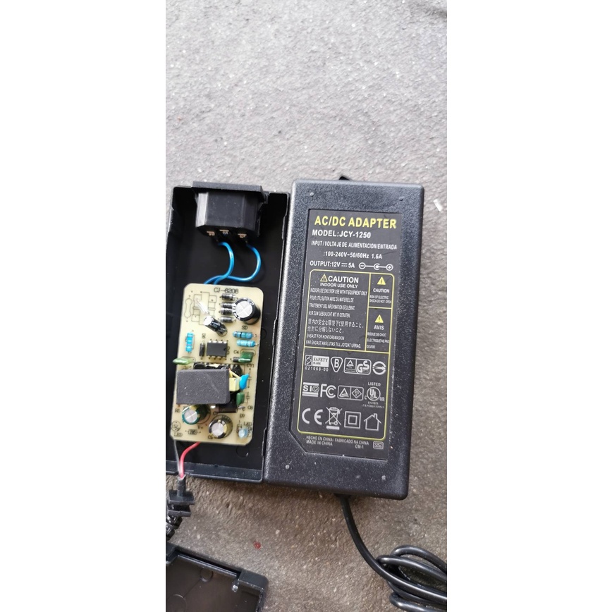 Adapter 12V 5A อะแดปเตอร์ Power supply 220v to 12VDC 5.5*2.1-2.5mm CCTV LED หม้อแปลงไฟ