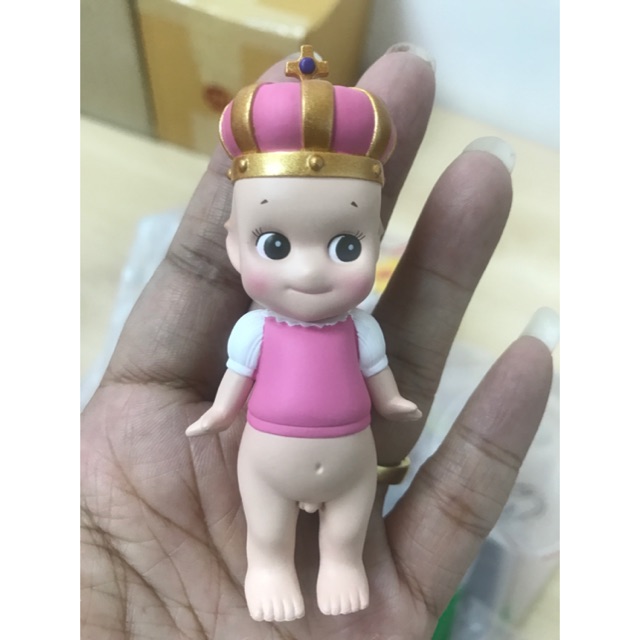 Sonny angel crown