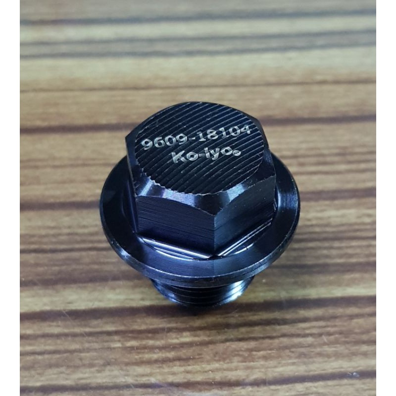 สกรูก้นแคร้ง Hino F18(HO7D, JO5C), JO8C ขนาด 18mm แบบแม่เหล็ก ยี่ห้อ Ko-iyo