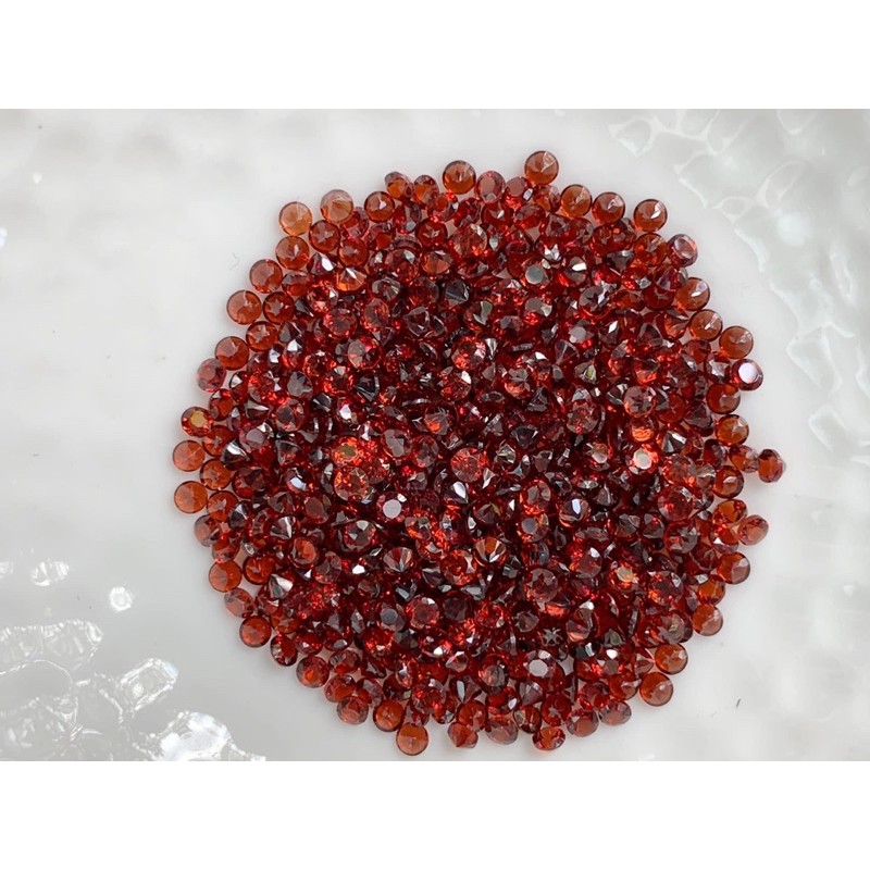 2.0mm.พลอยโกเมน ทรงกลม ราคากะรัตละ 90 บาท