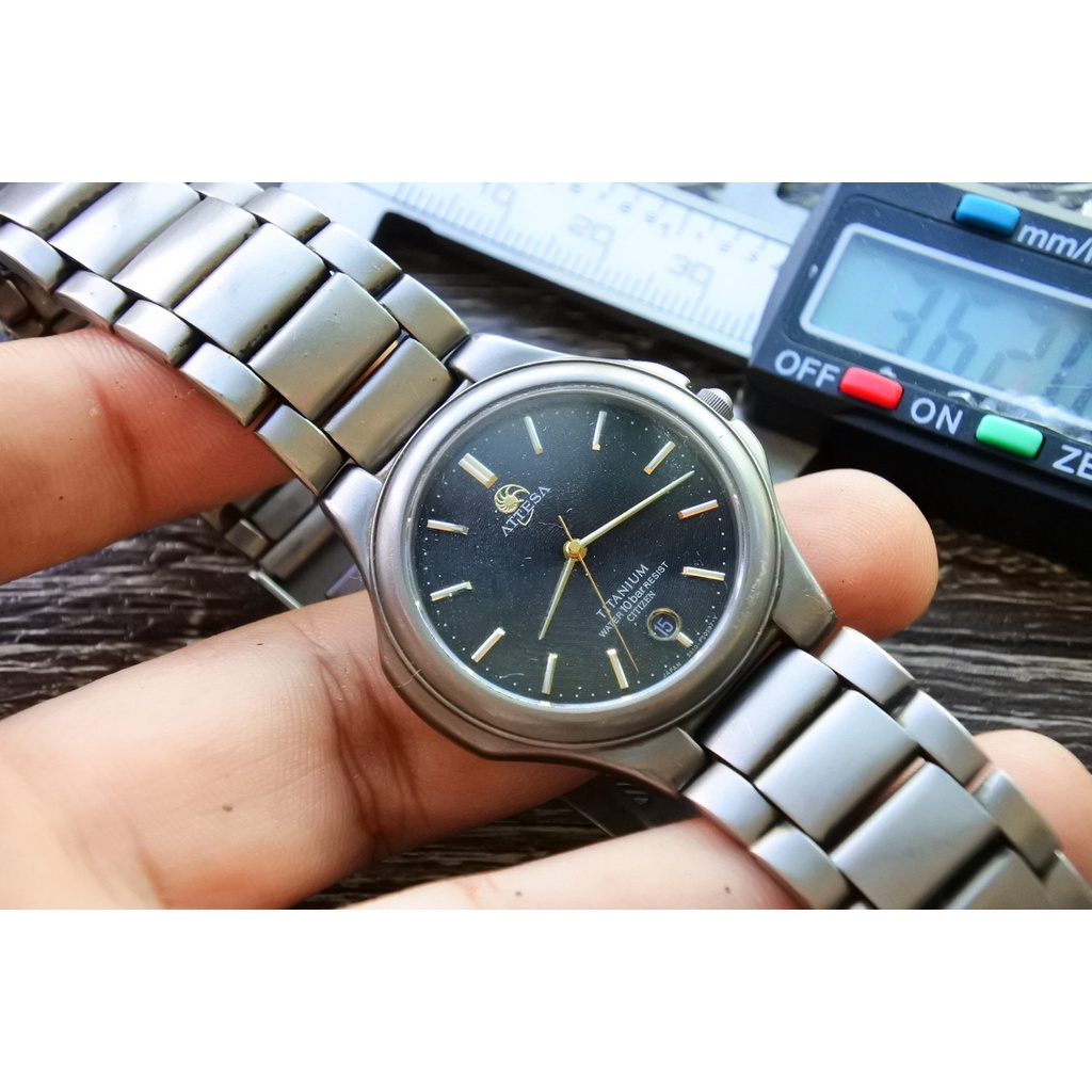 นาฬิกา Vintage มือสองญี่ปุ่น Citizen ระบบ Quartz Attesa สาย Titanium สภาพดี ใช้งานได้ปกติ หน้าปัด 36mm