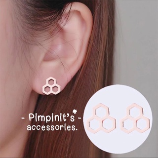 🇹🇭 พร้อมส่ง : 🐝 ต่างหูสแตนเลสสไตล์มินิมอลลายรังผึ้ง | Honeycomb Minimalist Stainless Steel Stud Earring.