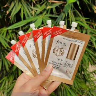 ซีรั่มข้าวหมัก สาเกญี่ปุ่น ฟาริส ZAKE Signature Brightening Sake Serum แบบซอง พร้อมส่ง