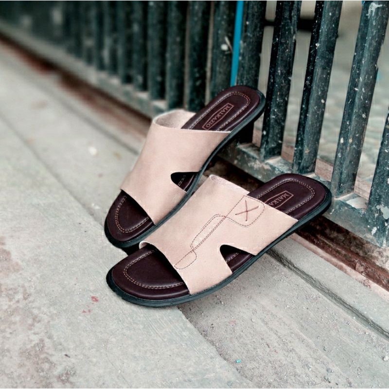 / รองเท้าแตะสไลด์ลําลองผู้ชายขนาดใหญ่44-47รองเท้าแตะผู้ชายสําหรับผู้ใหญ่ครีมใหญ่มาก44