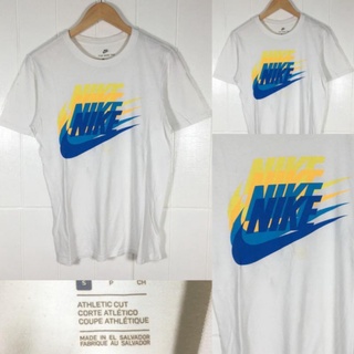 เสื้อ Nike Big Logo สีขาว ของแท้ สวยมาก