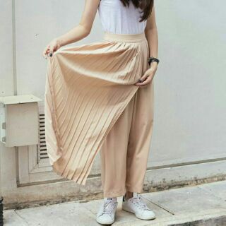 Icon Pleat Trousers กางเกงพลีส