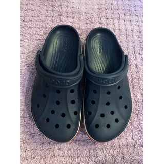 รองเท้าลำลองcrocs มือ2