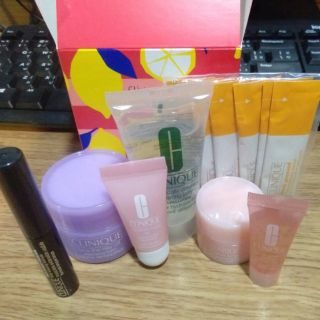 Clinique 2020 Special Gift Set (7 Items)