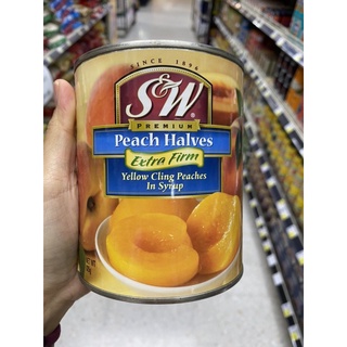 ลูกพีชครึ่งผล ในน้ำเชื่อม ตรา เอสแอนด์ดับบลิว 825 G. S&amp;W Premium Peach Halves Extra Firm Yellow Cling Peaches In Syrup