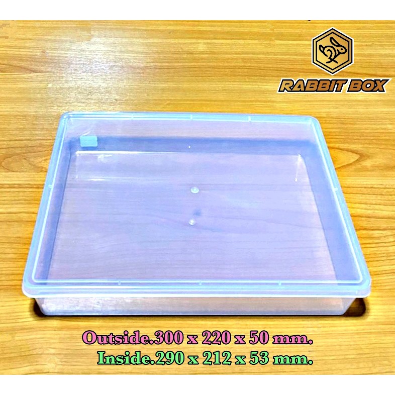 กล่องพลาสติก ขนาด 300x220x50 mm. (ขนาดช่องใส่ของ 290x212xสูง50 mm.)  สำหรับใส่ซูชิ  ใส่สิ่งของ อื่นๆ