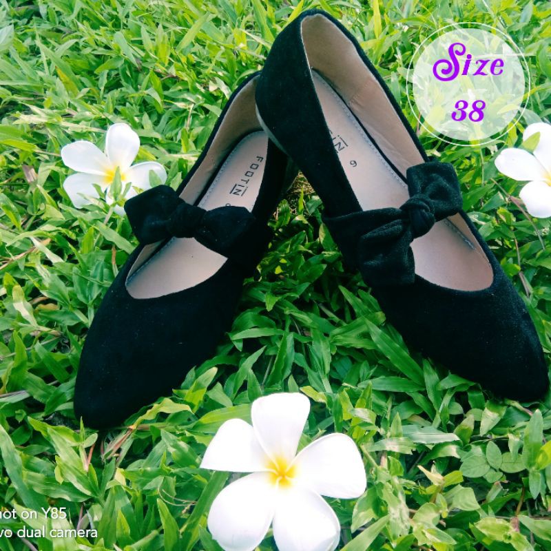 🌼FOOTIN🌼 Women Shoe รองเท้าคัทชูส้นเตี้ย Size38