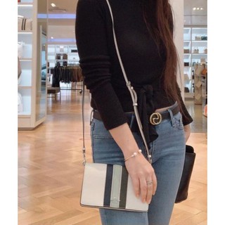 🎀 (สด-ผ่อน) กระเป๋าสะพายสีขาว COACH 2632 ANNA FOLDOVER CROSSBODY CLUTCH WITH VARSITY STRIPE