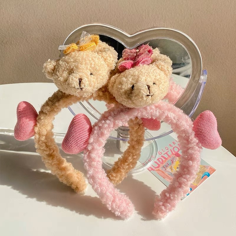 คาดผมตุ๊กตา หัวหมีมีหัวใจ น่ารักๆ น้องหมีขนฟูนุ่มนิ่มมากๆสินค้าใหม่ของเกาหลี ที่คาดผมผ้ากำมะหยี่