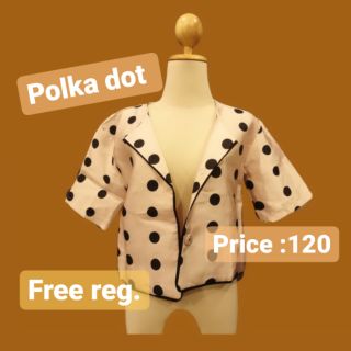 เสื้อคลุมลาย polka dot