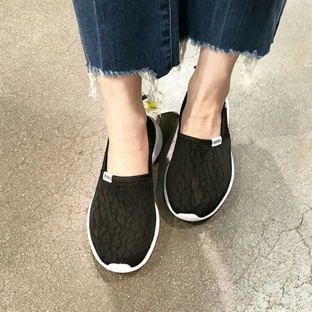 ส่งต่อ( แท้ 💯% ) รองเท้า Adidas Neo Cf Lite Racer Slip On