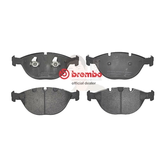 P06 028B ผ้าเบรก-F-แท้ BREMBO รุ่น Black : BMW ซีรี่ส์ X E53 X5 4.6 03-06 การันตีคุณภาพมาตรฐานโดย " เครอป อะไหล่ยนต์"