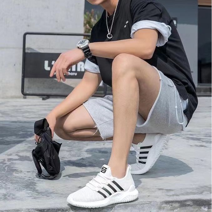 GFShop ⚽️🏆 รองเท้าผ้าใบกีฬาสุดเก๋  แต่งลายขีด🌈 ใส่วิ่งก็ได้ใส่เที่ยวก็เท่💥