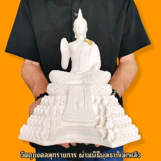 พระพุทธเจ้า ปางประทานพร เรซิ่นผสมผงหินขาว (หน้าตัก5นิ้ว)ฐานพระเป็นพระสาวกจำนวน 108 องค์พนมมือประทับนั่ง