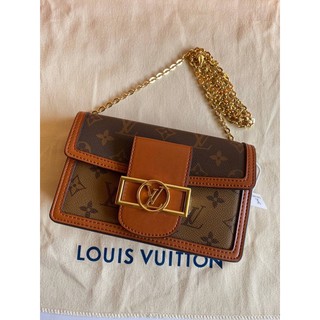 กระเป๋าสะพาย Louis Bag