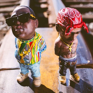 Shakur B.I.G. 10 ซม. 2 แพ็ค ฟิกเกอร์ Notorious Biggie Action Figure Rap Star Desk เครื่องประดับ สําหรับของขวัญ