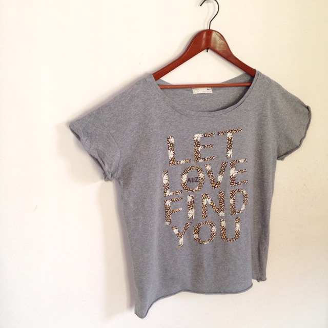 (used) เสื้อ AIIZ