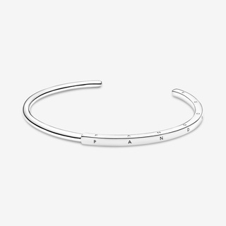 [พร้อมส่ง สินค้าแท้ 💯] Pandora Signature I-D Open Bangle (Size 2) แถมกล่อง