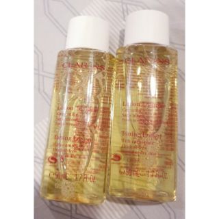 (พร้อมส่ง)*New*Toning Lotion with Camomile Alcohol-Free

ขนาดทดลอง 50 ml