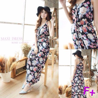 ราคา 280 บาท 🌼🌼🌼🌼🌼🌼🌼 Flower Garden Maxi Dress แมกซี่เดรสทรงสวย น่ารักเก๋ๆ ในผ้าป่านเนื้อละเอี