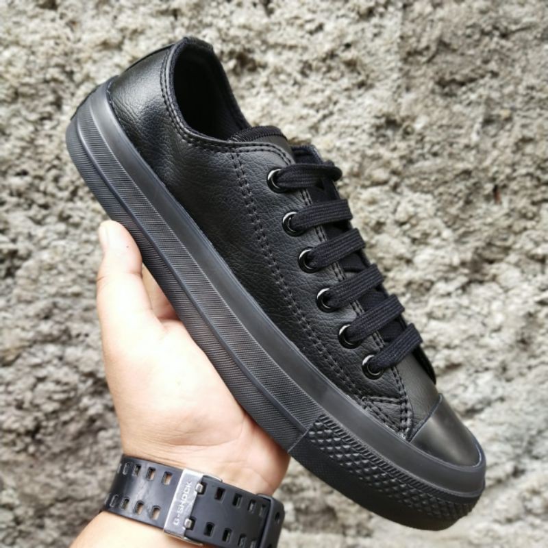 CONVERSEeee 70s LOW รองเท้าผ้าใบหนังสีดําเต็มรูปแบบสําหรับผู้ชายถุงเท้าฟรี