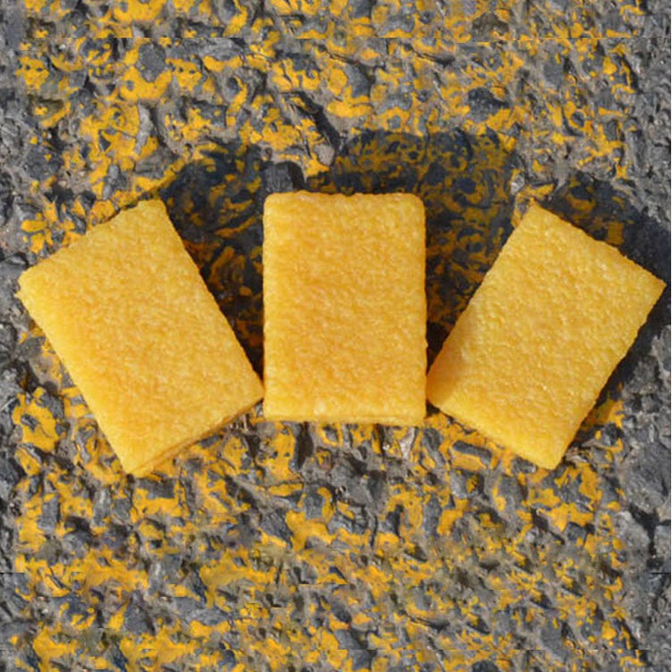 KUFUN 2 ชิ้นที่มีประสิทธิภาพทําความสะอาดเช็ดสเก็ตบอร์ดกระดาษทรายยางลบปนเปื้อนทําความสะอาดฝุ่นแปรงยาง