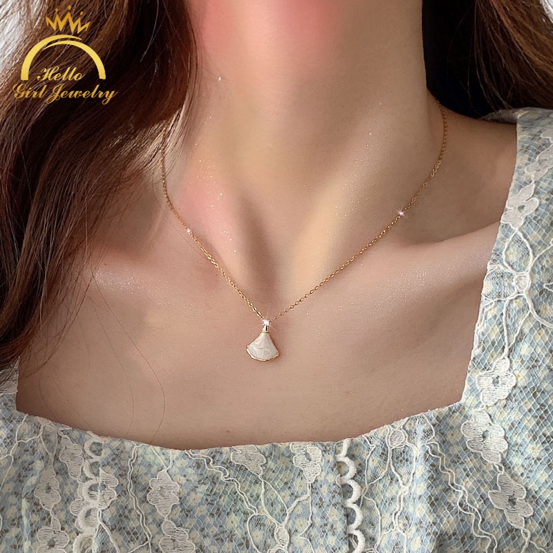 ฤดูร้อนใหม่แสงหรูหราน้ําคลื่นโซ่หอยเชลล์จี้ไหปลาร้าโซ่ป่าสร้อยคอสวัสดีสาวเครื่องประดับ