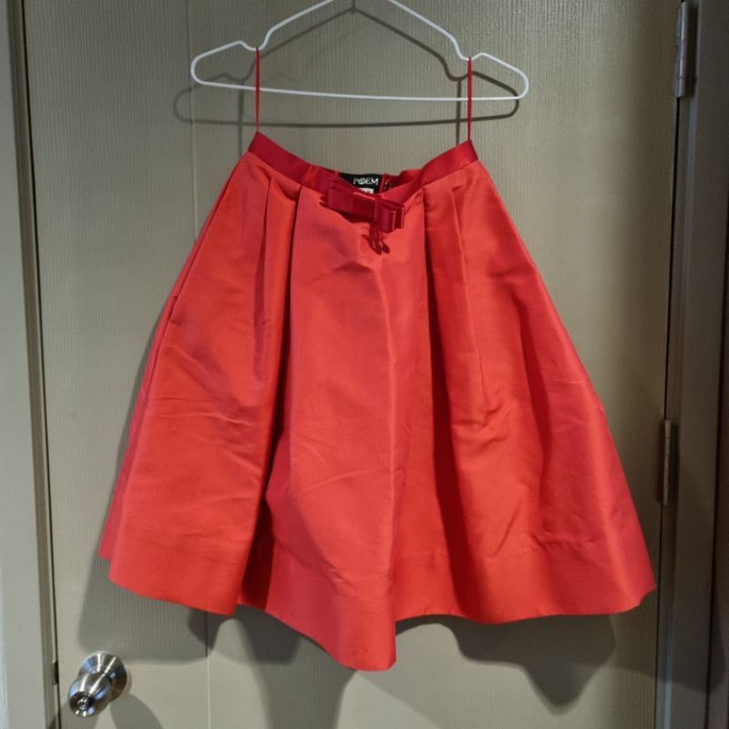 กระโปรง Poem แท้ ไม่เคยใส่