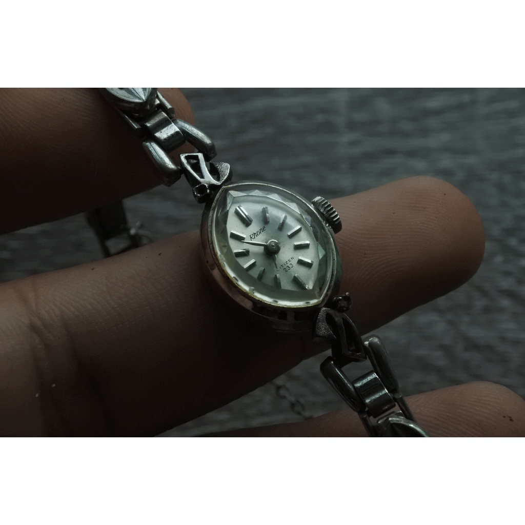 นาฬิกา Vintage มือสองญี่ปุ่น CITIZEN RHONE 23J ระบบ ไขลาน ผู้หญิง รูปไข่ กรอบเงิน หน้าขาว หน้าปัด 16mm