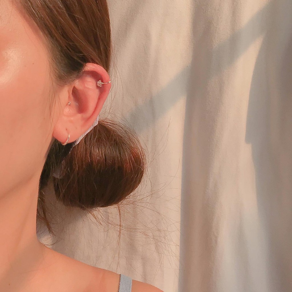 SissyJewelry // ต่างหูเงินแท้ ต่างหูหนีบ single gem cuff ไม่ต้องเจาะหู ก็ใส่ได้เลย - ราคาต่อข้าง