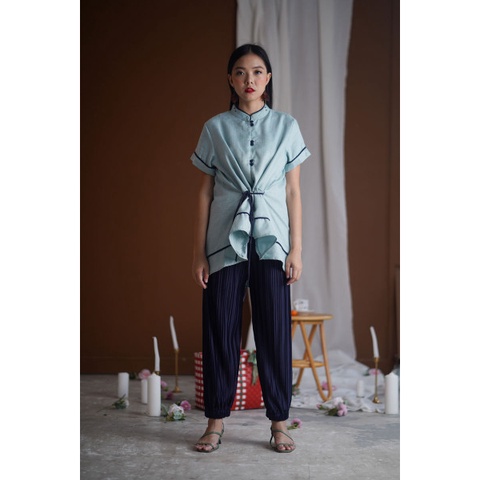 Xiang Qipao Top Mint Dotdtails - เสื้อสตรี