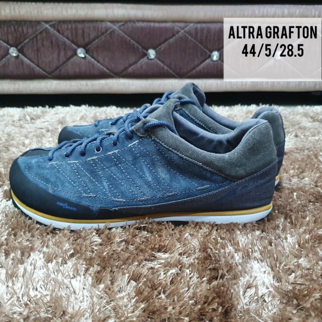 รองเท้า Altra Grafton