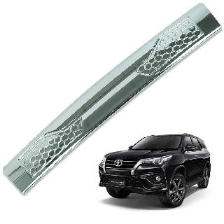 กันชน ครอบกันชนหน้า ลายรังผึ้ง สีโครเมี่ยม สำหรับ Toyota Fortuner ปี 2016-2017