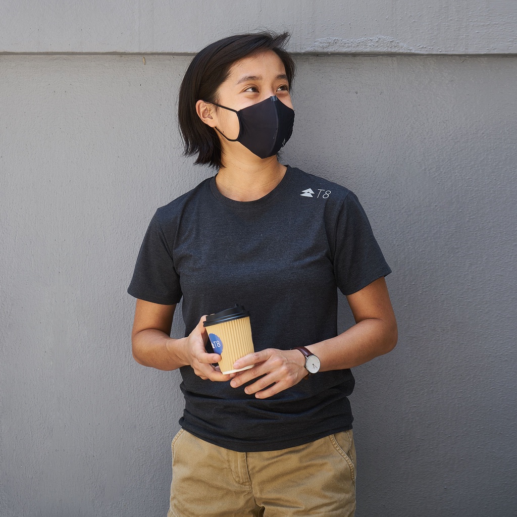 T8 Run เสื้อลำลองแขนสั้น ใส่ลำลอง Weekend Tee Charcoal colour สีเทาดำ
