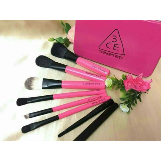 ชุดแปรงแต่งหน้า 3CE