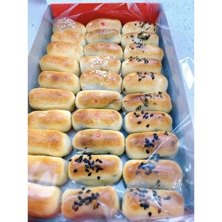 ขนมเปี๊ยะนมสด รับหิ้วจากเอสเบเกอรี่หมู่บ้านเศรษฐกิจ ทุกวันจันทร์ - เสาร์