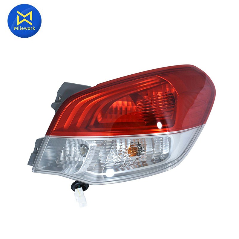 ไฟท้าย ATTRAGE 13-16 A13A แท้ห้างจากผู้ผลิตรถยนต์ MITSUBISHIขวา (8330A852)