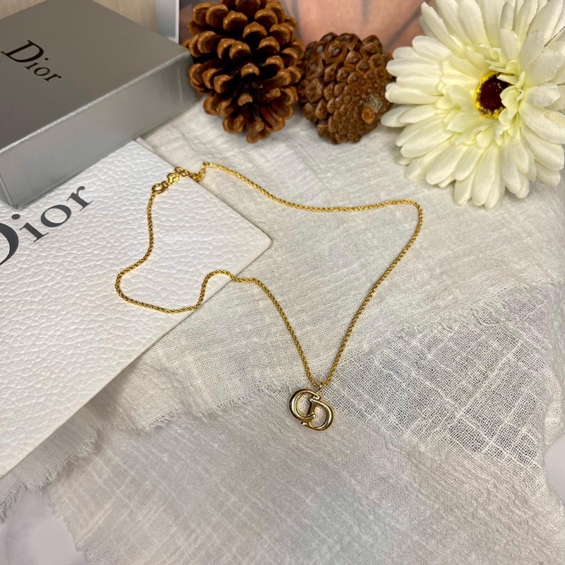 สร้อยคอ Dior vintage CD necklace GHW