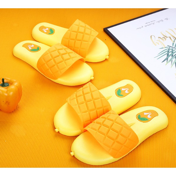 รองเท้าแตะแบบสวม ใส่ในบ้าน รูปมะม่วง นุ่ม ใส่สบาย รุ่น1919 (4สี)