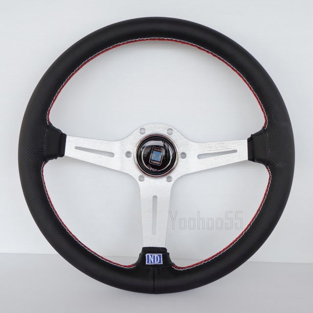 พวงมาลัย NARDI 13.5นิ้ว ยกน้อย2.5นิ้ว หนังรู เย็บด้ายแดง พวงมาลัย นาดี้ งานแข็งนิ่มมือ