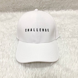 หมวกแก๊ปสีขาว ลาย Challenge