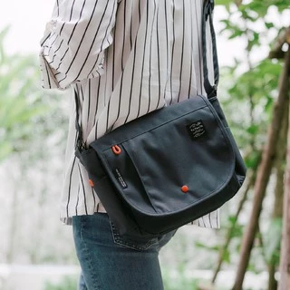 Boy relife charcoal navy bag กระเป๋าสะพายข้าง รุ่นบอย สีกรมดำ