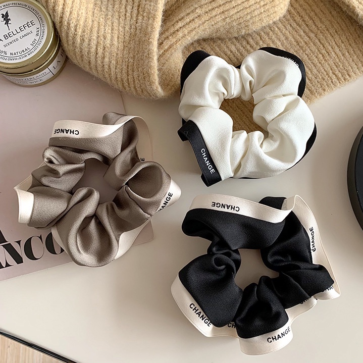 โดนัทมัดผม CN เนื้อผ้าดีมาก แบบใหม่ล่าสุด ลายเรียบหรู ทันสมัย ขนาด 13cm. โดนัทรัดผม ยางรัดผม ยางมัดผม โดนัทมัดผม