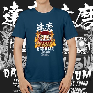 แขนสั้นcrew neckเสื้อยืดพรีเมี่ยม ลาย Daruma สีดํา และสีขาวS-XXXXL