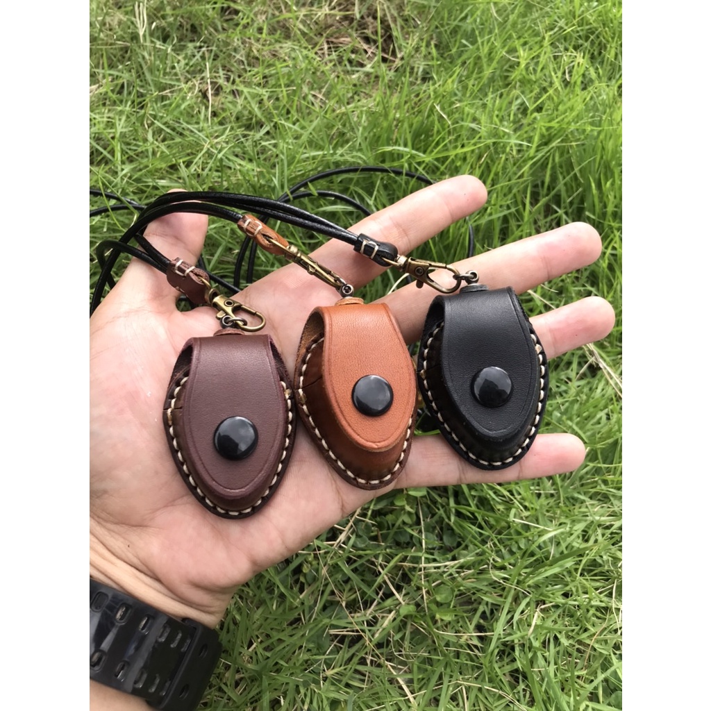 ซองหนัง ซองกล้องส่องพระ  ใส่กล้องziess d40 และรุ่นใกล้เคียง มาพร้อมสายคล้องปรับขนาดได้  ซองหนังอิตาล