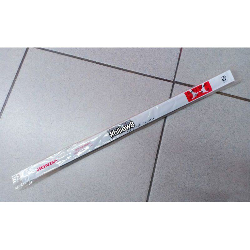 [ hlliew8 ] Honda Stream RN1 RN3 RN6 ยางปัดน้ําฝนด้านหลังเติม